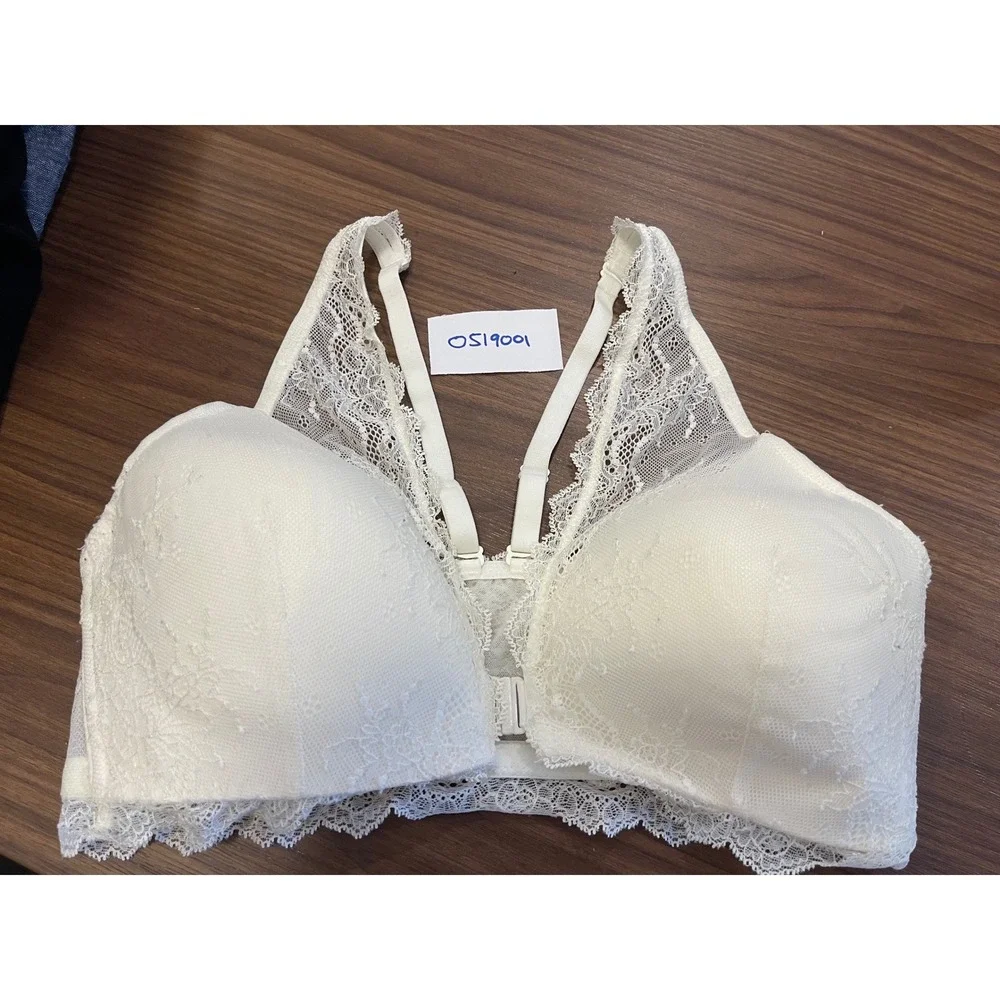 Spanx Undie-tectable Lace Front Close Bralette Cream White Racerback Large L/G